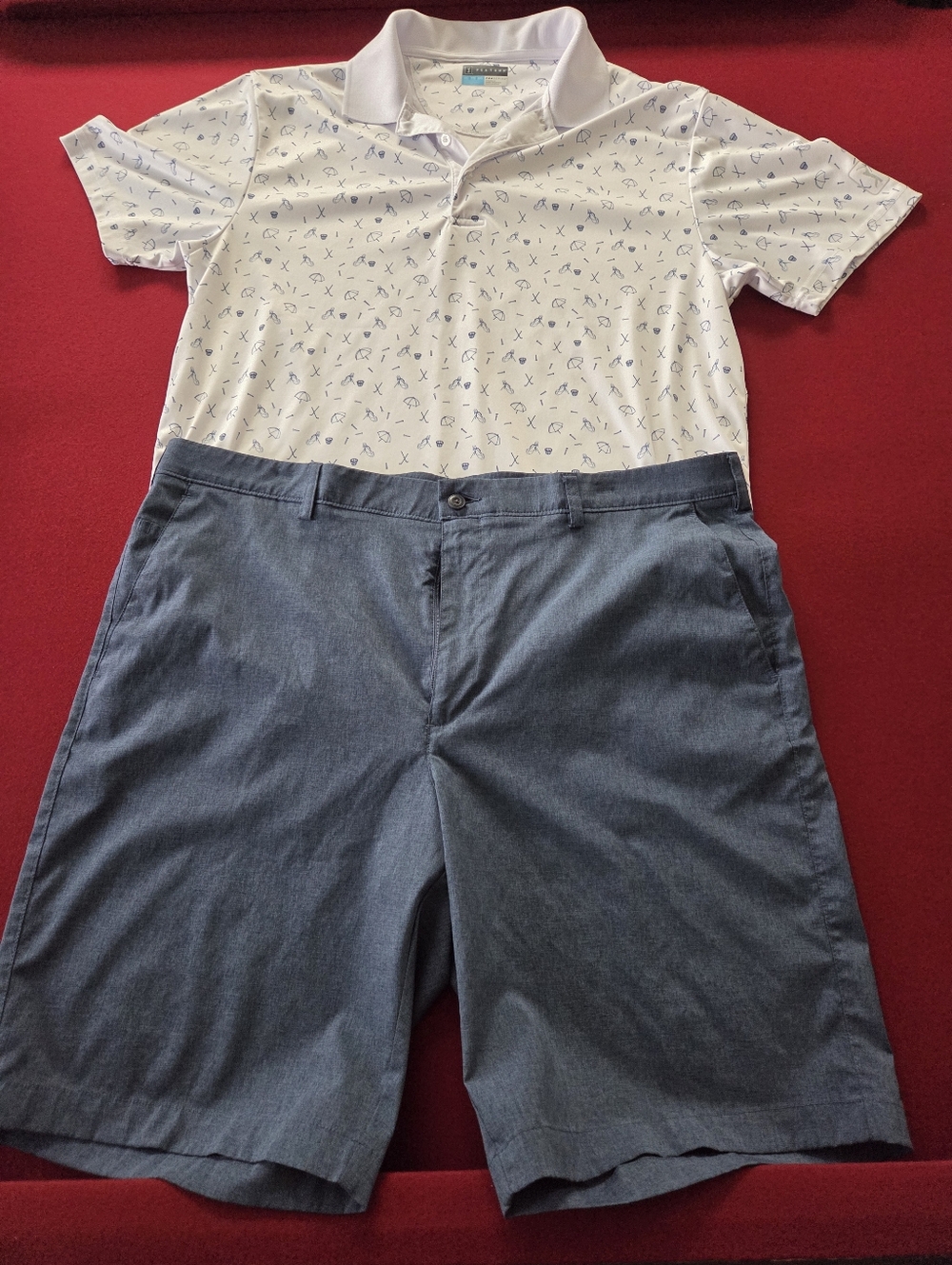 PGA Tour Men's Golf Outfit